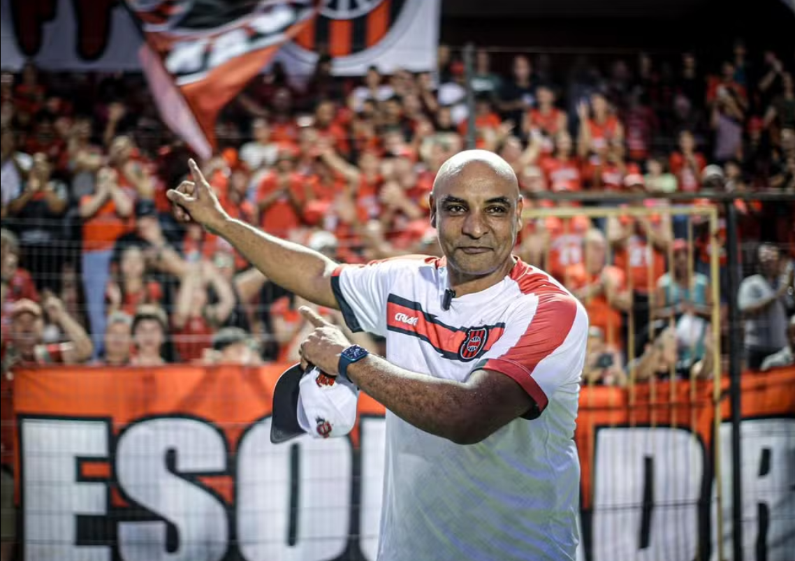 Ex-capitão da Seleção vira dono da SAF do Brasil de Pelotas, clube da Série D do Brasileiro