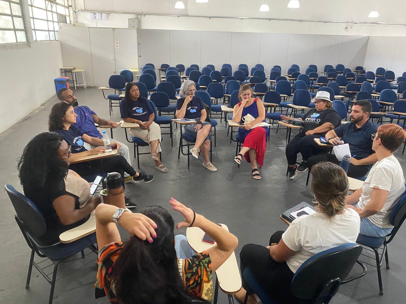 Pais cobram soluções para garantir inclusão de alunos na rede municipal antes do início das aulas