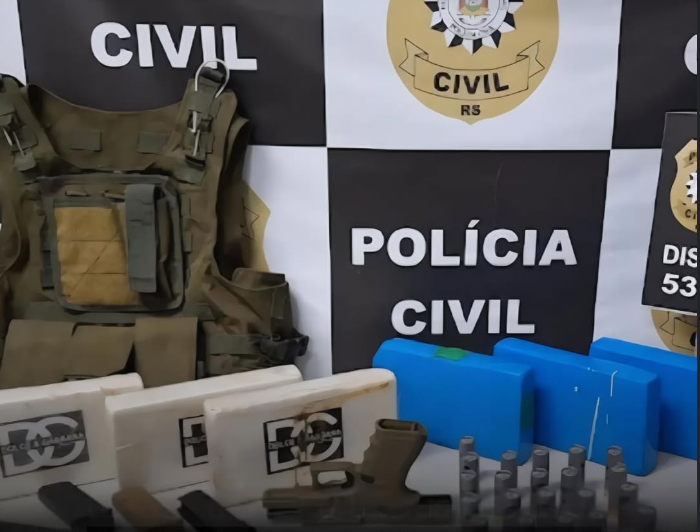 Operação policial mira grupo suspeito de tráfico e armas em Pelotas