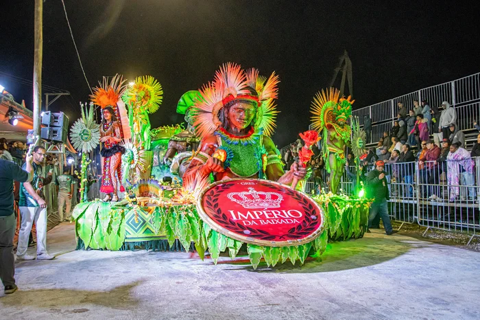Escolas de samba definem enredos para o Carnaval de Pelotas 2026