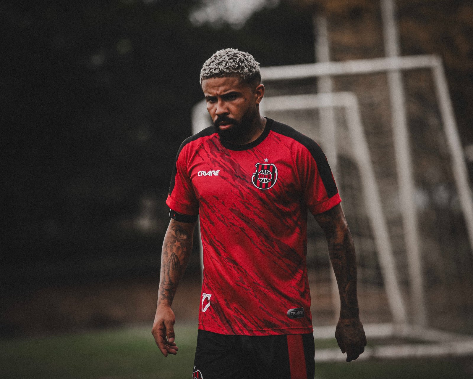 Após envolvimento em briga, DG não é mais jogador do Brasil