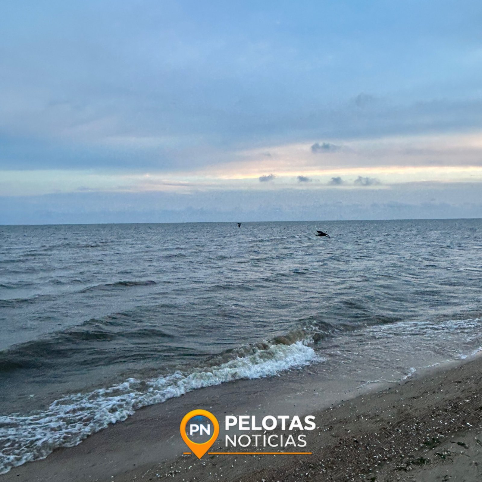 Fim de tarde quente e céu nublado marcam o clima em Pelotas