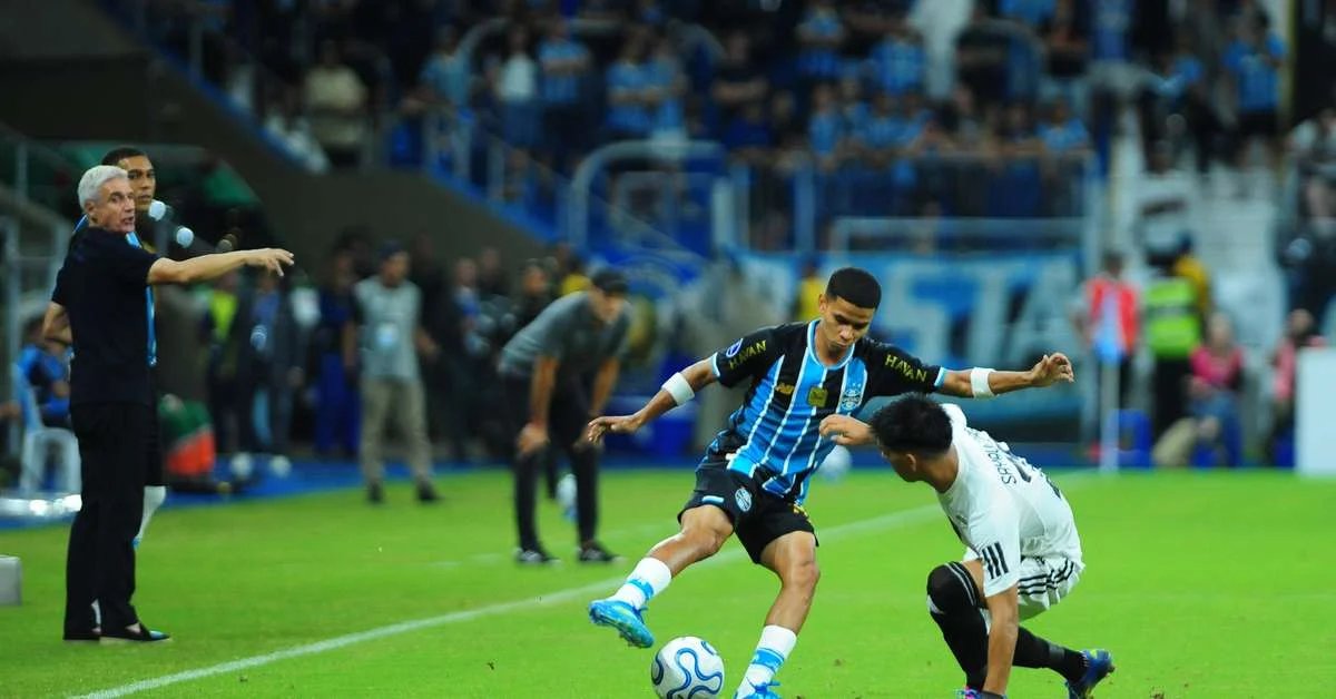 Confira as notas dos jogadores do Grêmio na vitória sobre o Deportivo Riestra pela Sul-Americana