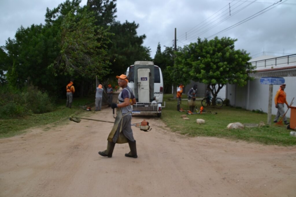 Mutirão no Valverde mobiliza grande estrutura da Prefeitura e reforça ações de zeladoria no Laranjal – Portal Pelotas Notícias