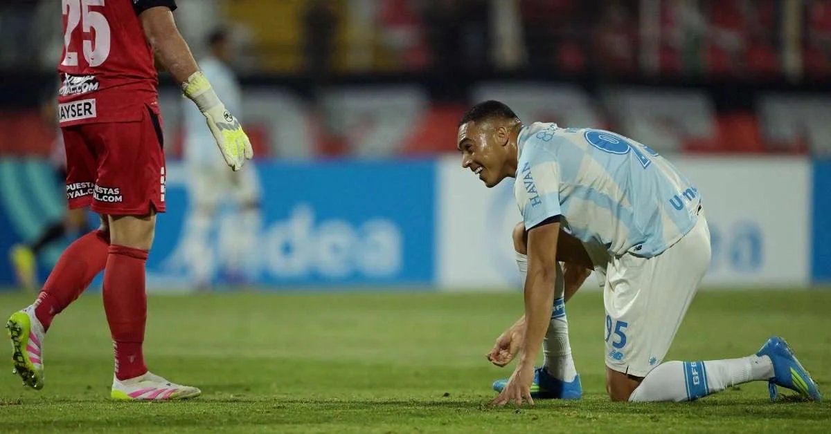 Grêmio não tem registro de outra situação como os três pênaltis perdidos por Carlos Vinícius