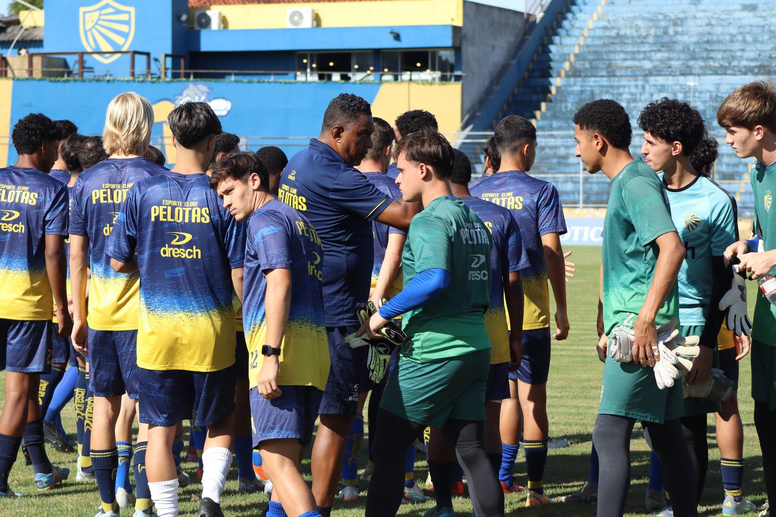 Pelotas reformula projeto da base a partir de novo contrato