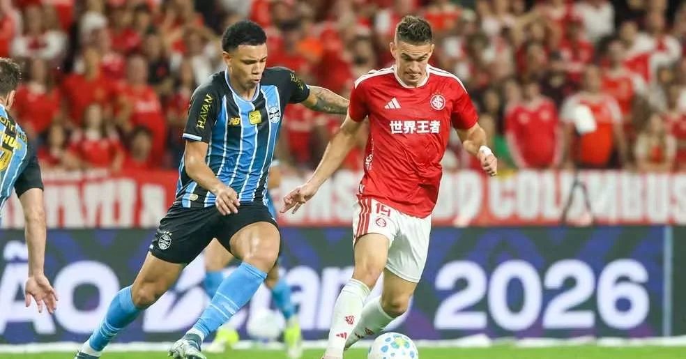 Viery é punido com um jogo por expulsão no Gre-Nal 452