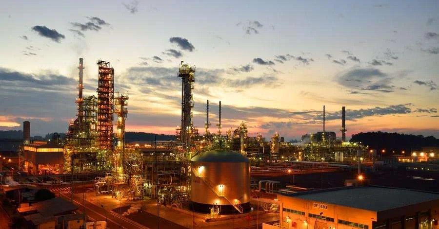 Justiça mantém liminar que derruba imposto na exportação de petróleo