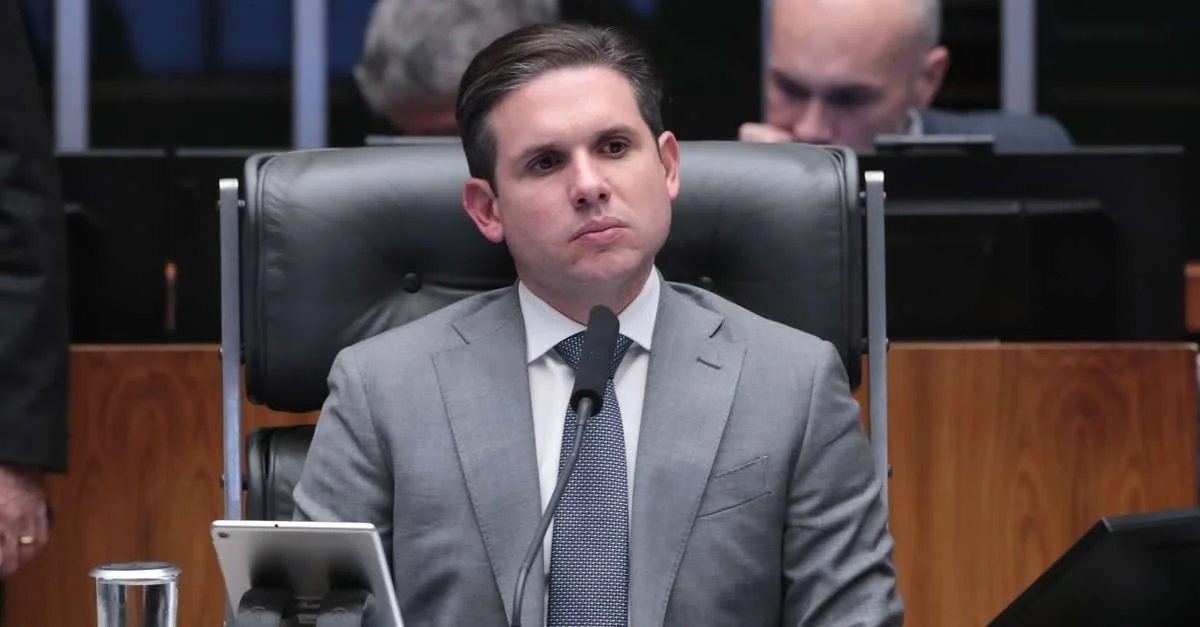 Motta diz que pedido de CPI do Master tem tratamento regimental